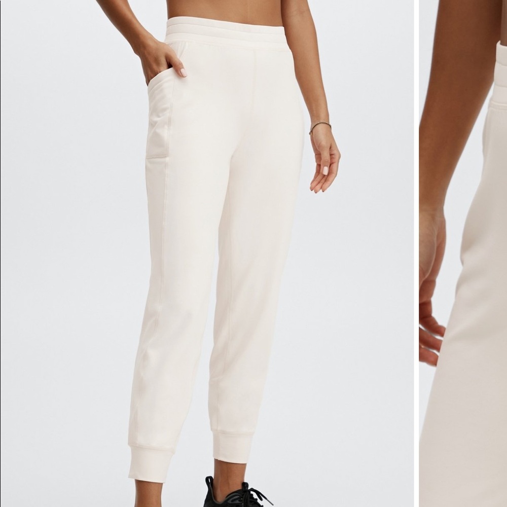 Fabletics on the go jogger